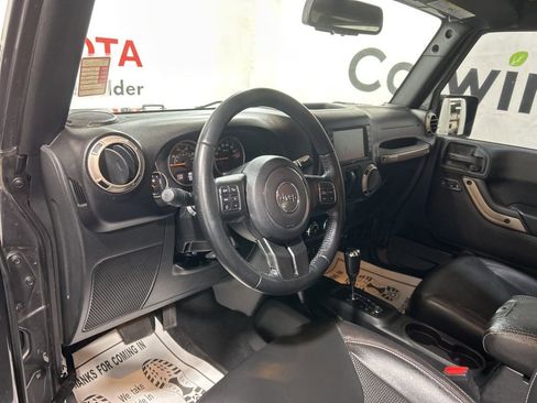 Used 2017 Jeep Wrangler 75th Anniversary image 22