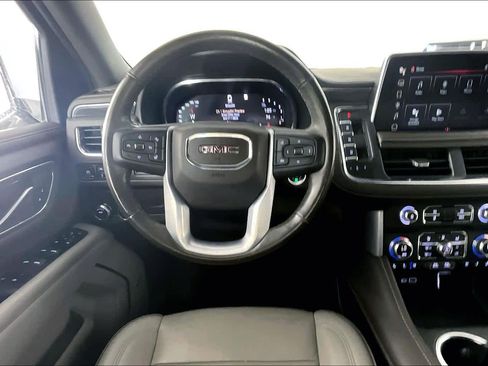 Certified 2022 GMC Yukon SLT w/ SLT Premium Package image 6