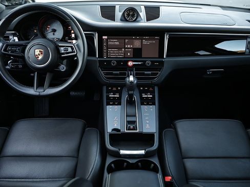 Used 2023 Porsche Macan S image 29
