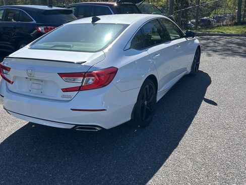 Used 2021 Honda Accord Sport Special Edition image 2