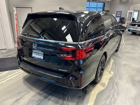 Used 2025 Honda Odyssey Sport-L image 32