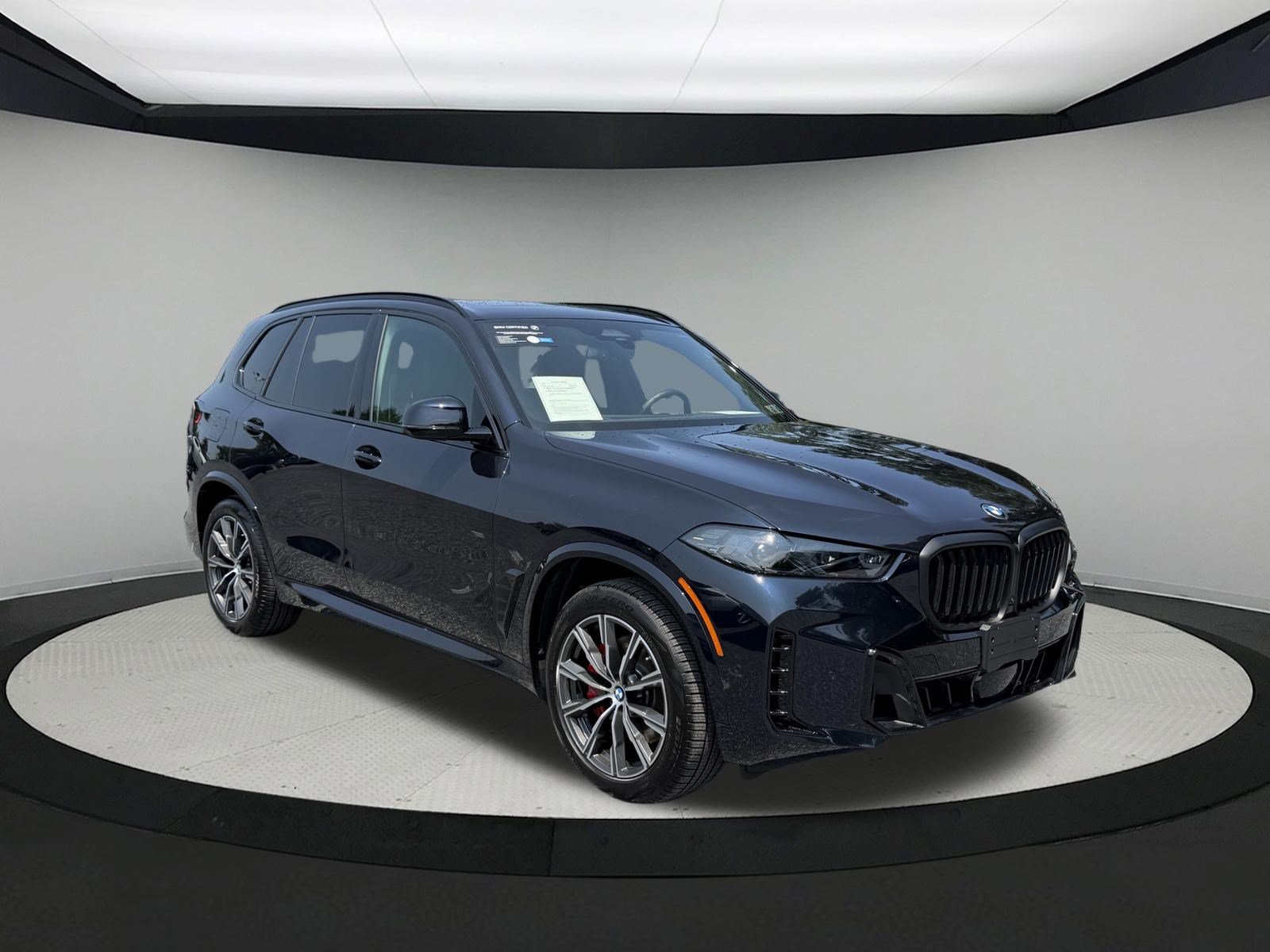 Certified 2026 BMW X5 xDrive40i w/ M Sport Package AWD/4WD image 3