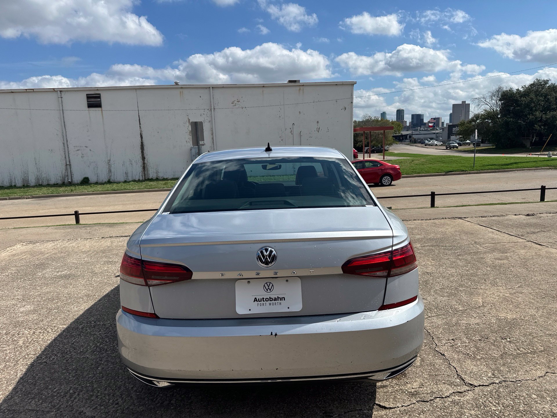 Used 2020 Volkswagen Passat 2.0T SE FWD image 6