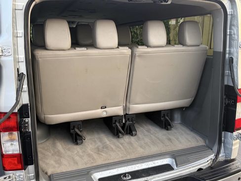 Used 2018 Nissan NV 3500 SL RWD image 29