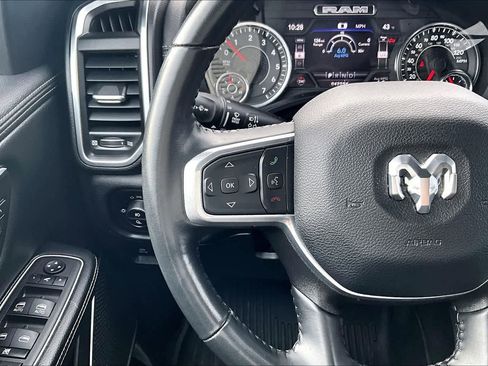 Used 2023 RAM 1500 Laramie image 25