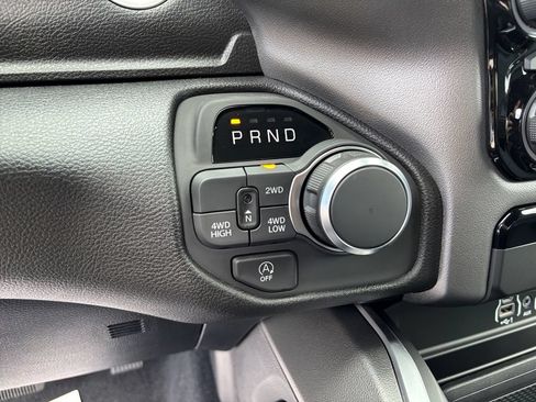 New 2026 RAM 1500 Express AWD/4WD image 28