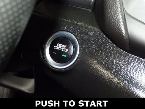 Certified 2022 GMC Terrain SLE w/ Driver Convenience Package image 8