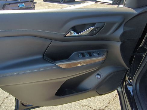 Used 2022 GMC Acadia SLE w/ Driver Convenience Package image 21