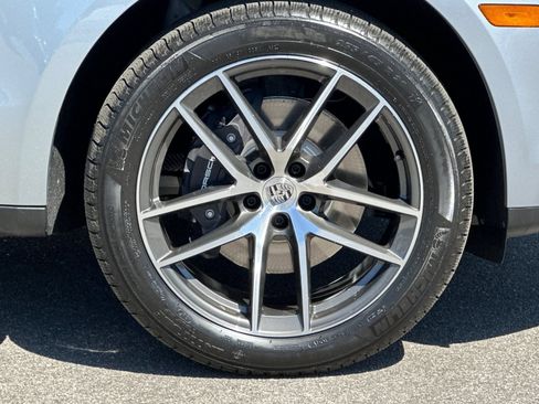 New 2026 Porsche Macan AWD/4WD image 42