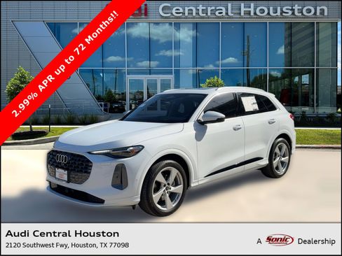 New 2025 Audi Q5 Prestige image 1