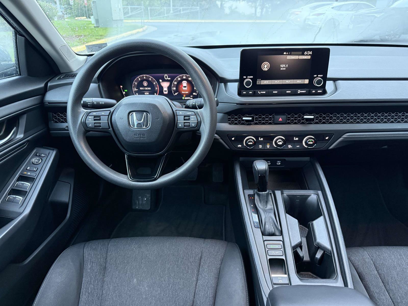 Certified 2025 Honda Accord SE image 8