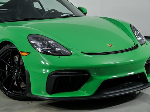 Used 2022 Porsche 718 Cayman GT4 image 3