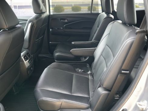 Used 2017 Honda Pilot Elite image 34