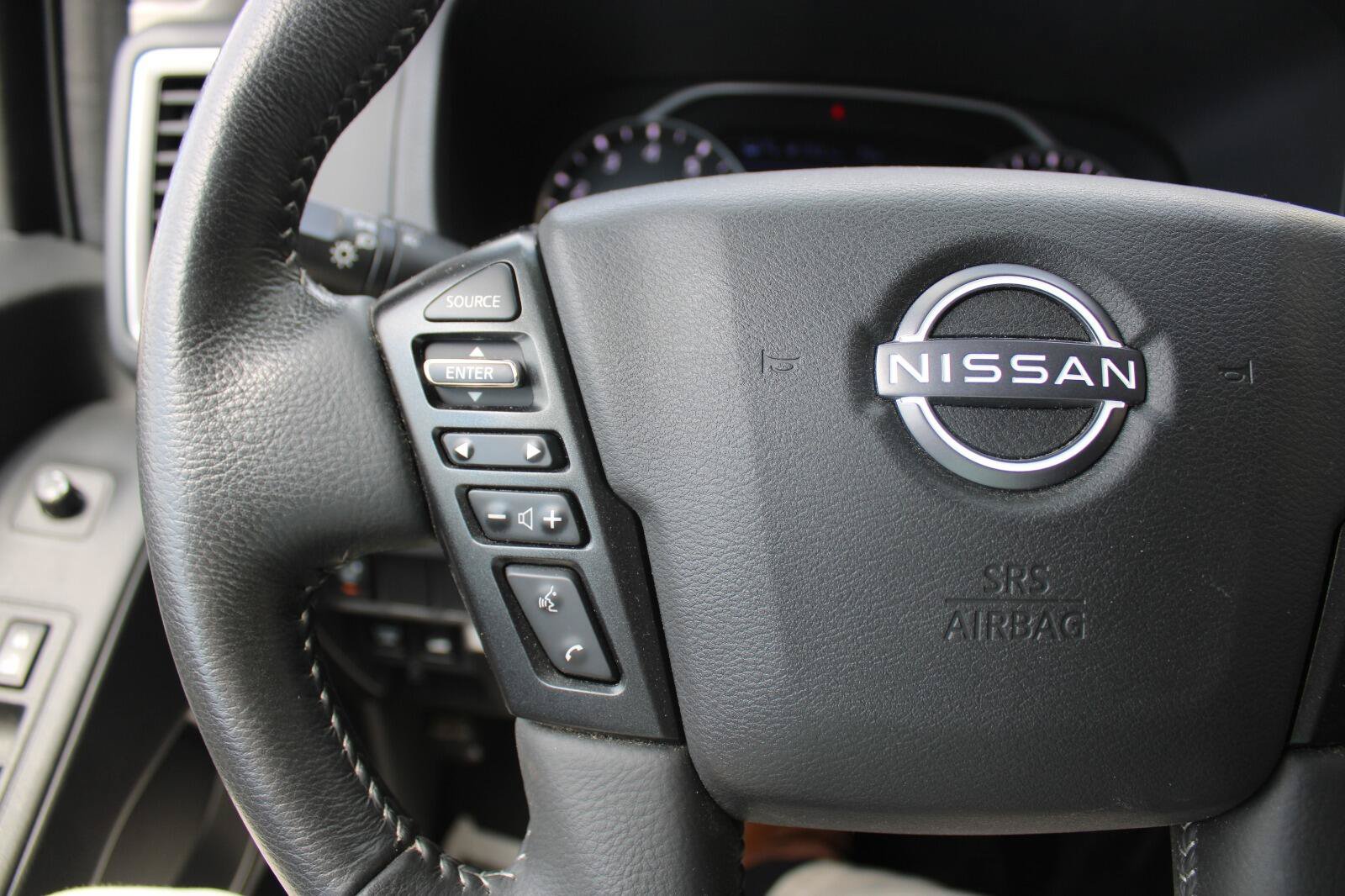 Used 2023 Nissan Frontier SV w/ SV Convenience Package AWD/4WD image 15