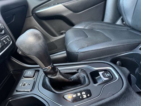 Used 2019 Jeep Cherokee High Altitude image 33