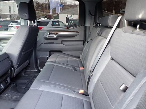 Used 2024 GMC Sierra 1500 Elevation w/ LPO, Elevation Black Package image 19