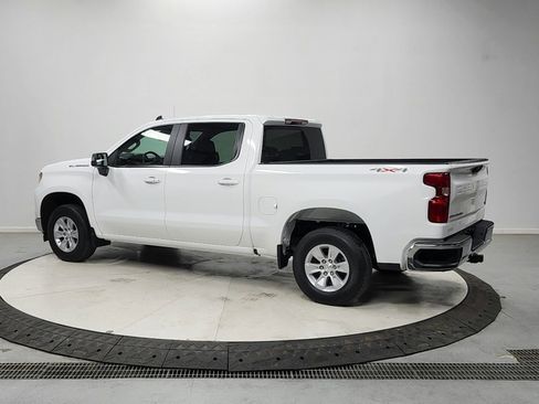 Used 2025 Chevrolet Silverado 1500 LT AWD/4WD image 5