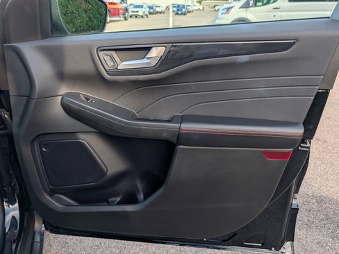 Used 2024 Ford Escape ST-Line w/ Tech Pack #1 image 38