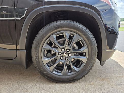 Used 2020 Chevrolet Traverse RS AWD/4WD image 38