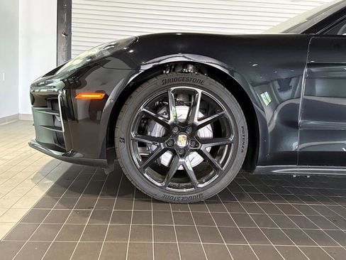 Certified 2025 Porsche Panamera 4 AWD/4WD image 11