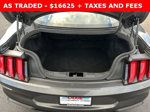 Used 2020 Ford Mustang Premium image 15