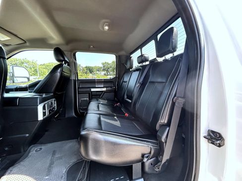 Used 2021 Ford F350 Lariat w/ Chrome Package AWD/4WD image 19