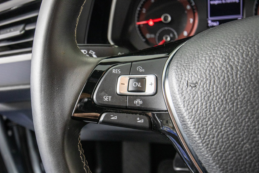Used 2020 Volkswagen Jetta R-Line FWD image 21