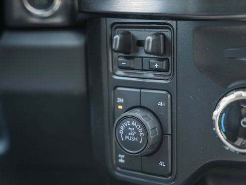 New 2026 Ford F250 Lariat w/ Tremor Off-Road Package image 32