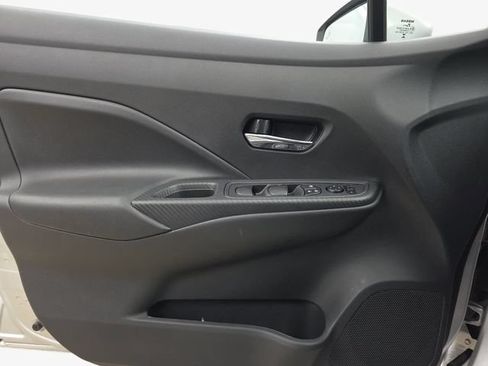 Used 2025 Nissan Versa SV w/ Trunk Package FWD image 26