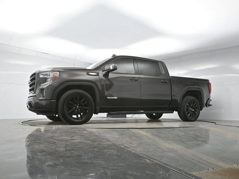 Used 2021 GMC Sierra 1500 Elevation w/ LPO, Elevation Black Package AWD/4WD image 33
