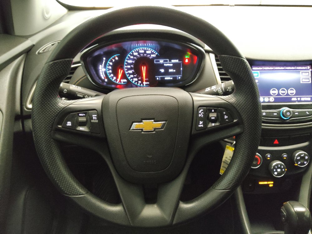 Used 2020 Chevrolet Trax LS w/ Tint and Cruise Package FWD image 22