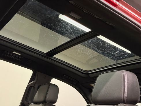 Certified 2021 GMC Yukon Denali image 28