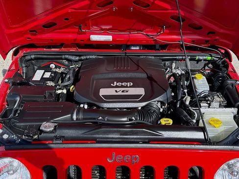 Used 2017 Jeep Wrangler Unlimited Sport w/ Quick Order Package 24S image 27