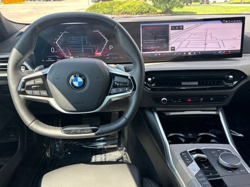 Used 2025 BMW 330i xDrive Sedan w/ Premium Package AWD/4WD image 21