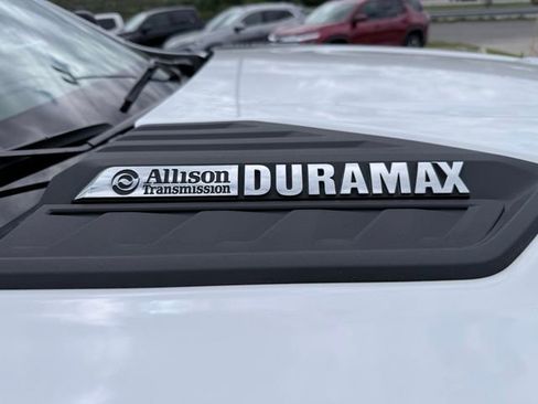 Certified 2025 Chevrolet Silverado 2500 LT w/ Convenience Package image 7