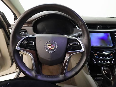 Used 2014 Cadillac XTS Premium image 12
