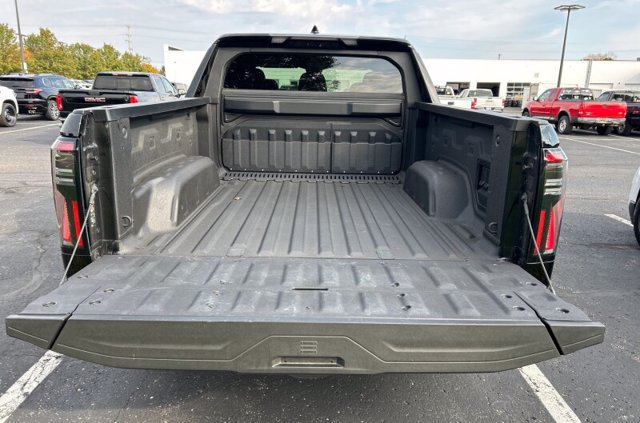 Used 2025 GMC Sierra EV Denali AWD/4WD image 4