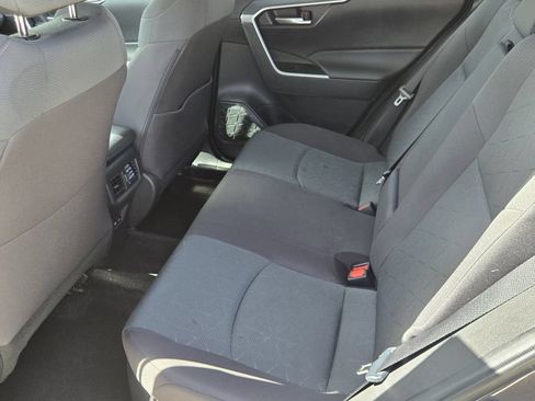 Used 2024 Toyota RAV4 XLE AWD/4WD image 11