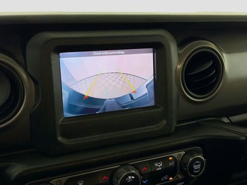 Used 2021 Jeep Wrangler Unlimited Sport image 15