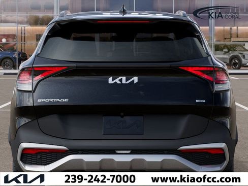 New 2025 Kia Sportage EX image 13