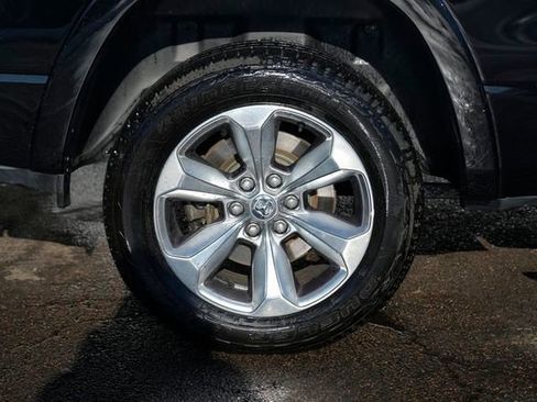 Used 2022 RAM 1500 Limited AWD/4WD image 11