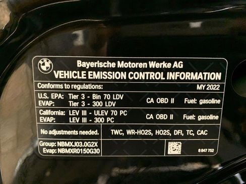 Used 2022 BMW 540i xDrive w/ M Sport Package image 77