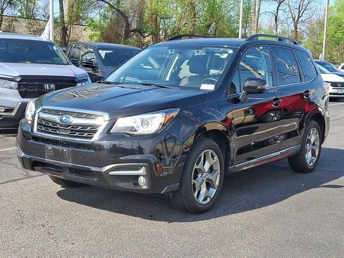 Used 2017 Subaru Forester 2.5i Touring image 2