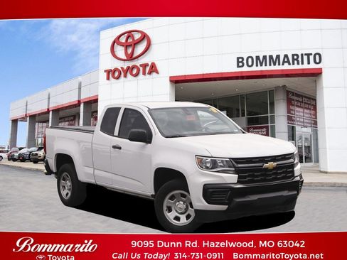 Used 2022 Chevrolet Colorado W/T RWD image 1