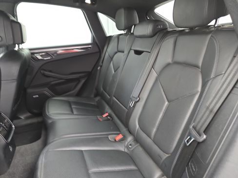 Used 2021 Porsche Macan AWD/4WD image 14