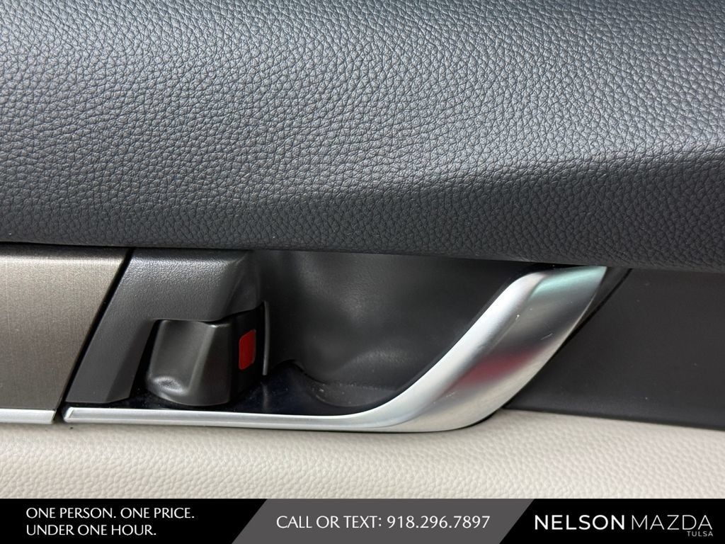 Used 2018 Honda Accord LX image 18