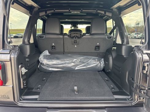 New 2026 Jeep Wrangler Sahara image 31