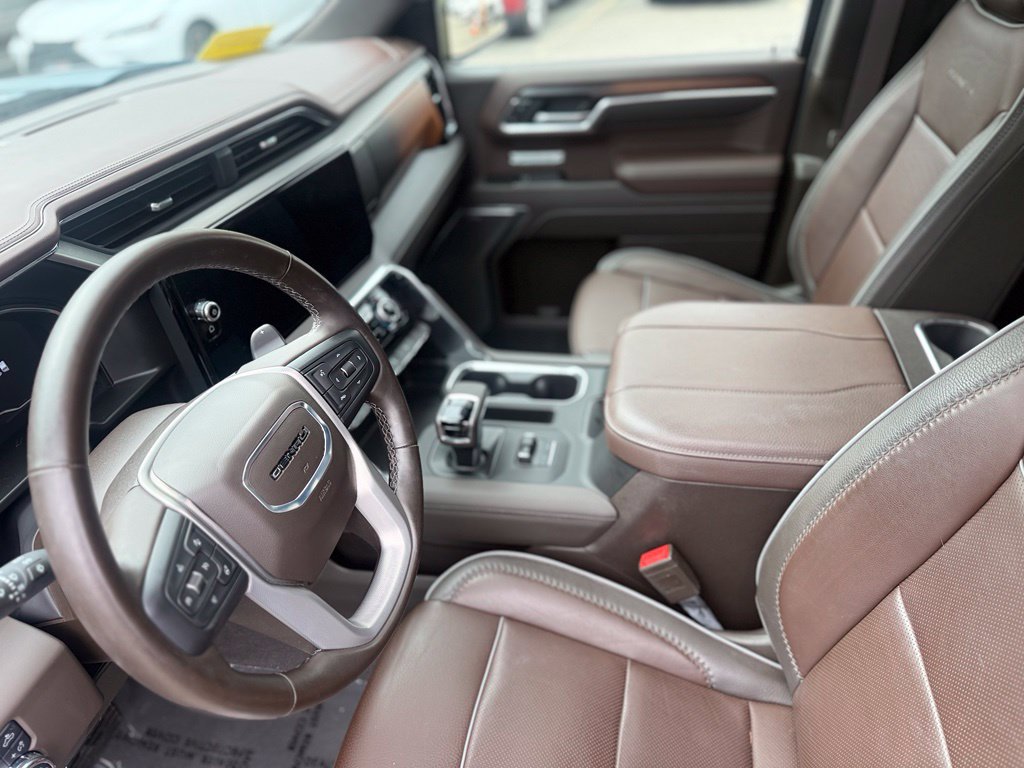 Used 2025 GMC Sierra 1500 Denali w/ Denali Reserve Package AWD/4WD image 19