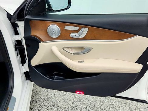 Used 2020 Mercedes-Benz E 350 4MATIC Sedan w/ Parking Assistance Package image 25
