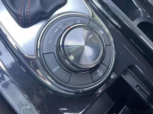 Used 2019 Nissan Armada Platinum w/ Captain's Chairs Package AWD/4WD image 37